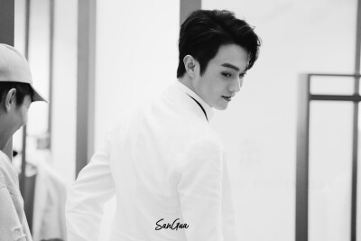 我们不能是朋友