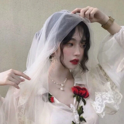 仙气婚纱女神，人间理想优质背景女头（侵删）