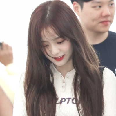 -
我的爱会攀上窗台盛放。