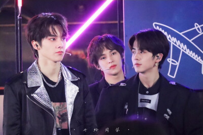 4-25
北京现代路演