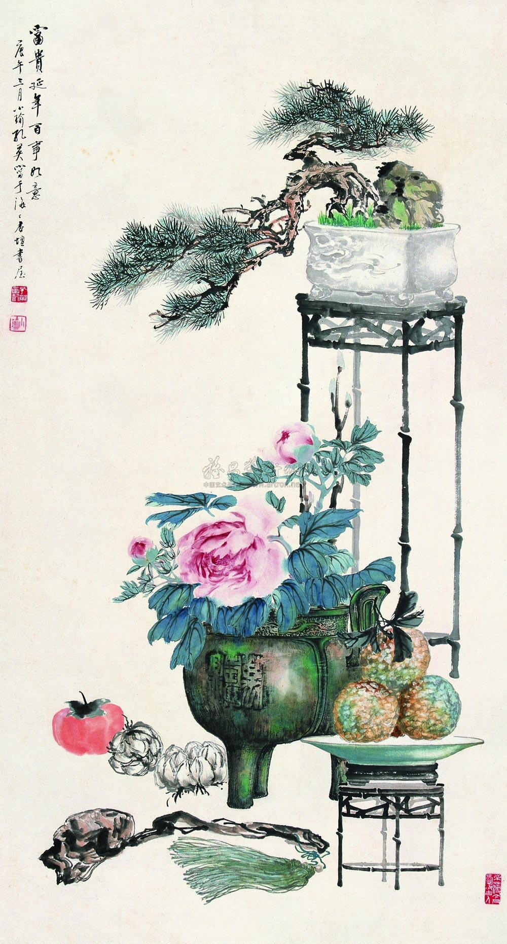 孔小瑜（1899－1984），原名宪英，生于慈溪庄桥孔家村。
擅长花卉博古，追求形象逼真，笔意松动逸格。并刻苦练就了强记默写的本领，从三代青铜器外，广涉人物、翎毛、走兽、鱼虫手到形俱，呼之欲出，无所不精。其博古画与张善孖的虎、熊松泉的狮并称。其出众的表现力人称任佰年后第一人，为“海上画派”代表之一。