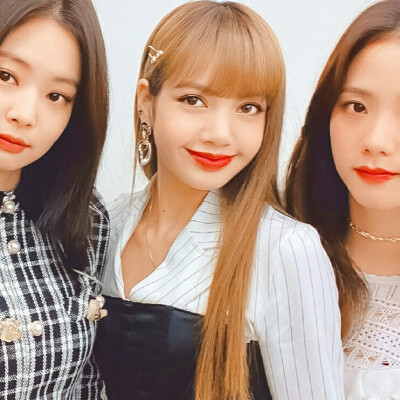 blackpink//闺头 情头 团头
cr.-7NINI4