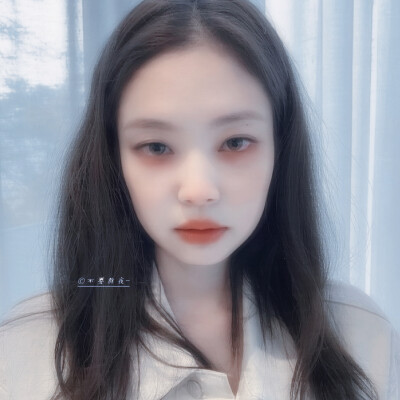 
·嫵媚的貓咪撩人心弦
·金智妮·Jennie