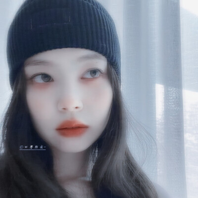 
·嫵媚的貓咪撩人心弦
·金智妮·Jennie