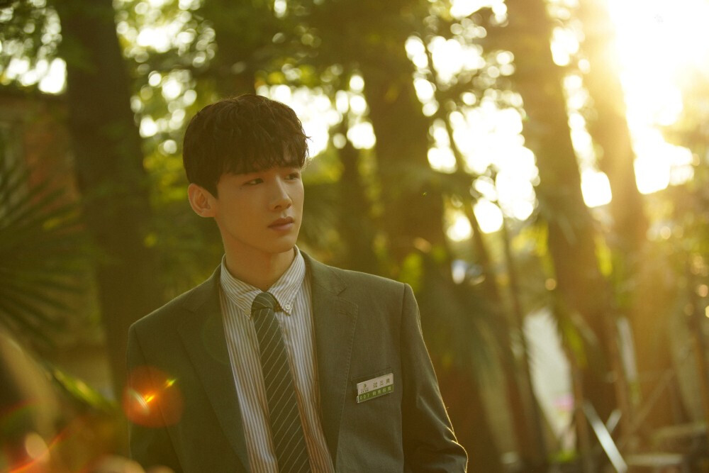 白敬亭•八零九零