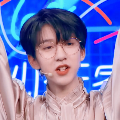 贺峻霖头像
原陆渝