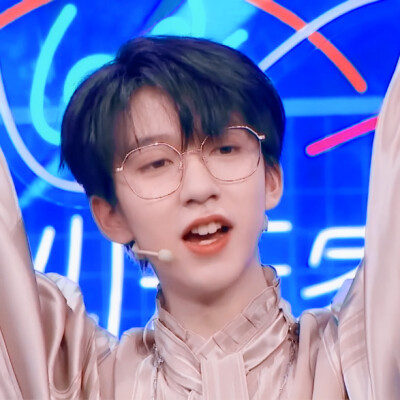 贺峻霖头像
原陆渝