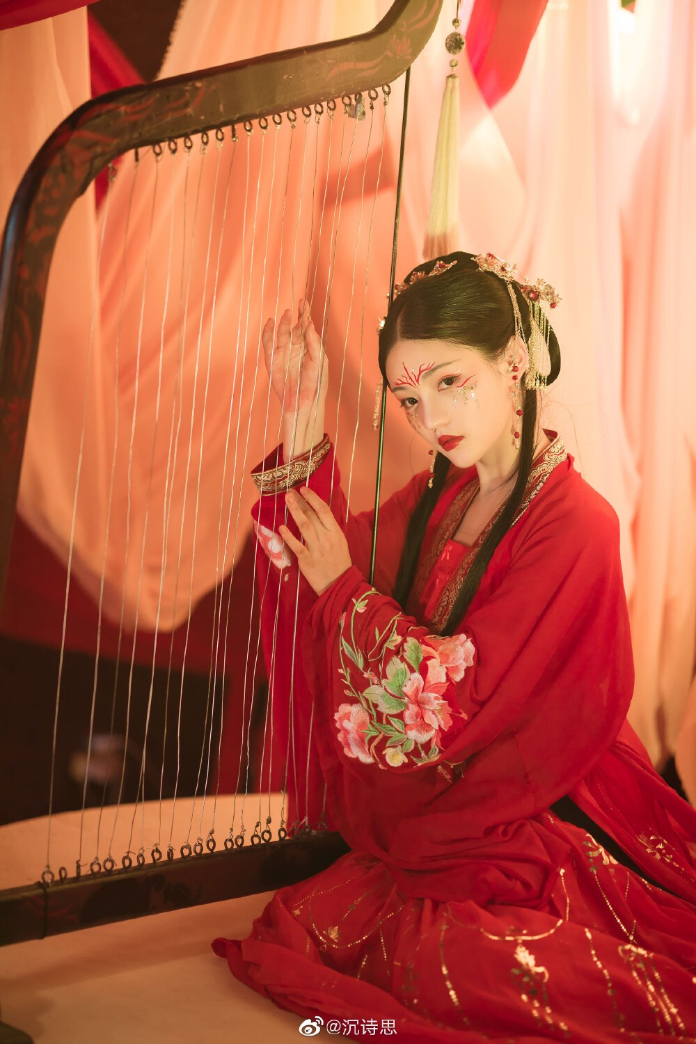 红装