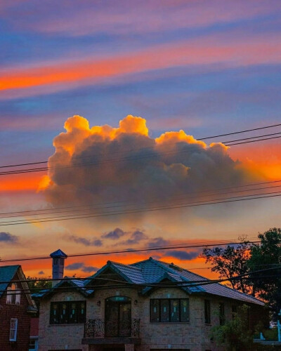 夕阳和月色