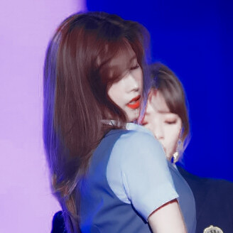 ·sana
春風が揺れるのは僕のスカートの裾だけではなく心も
注明xooy
cr.iudeft0516