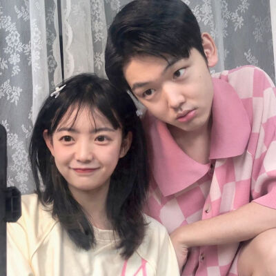 情侣头像
图源网络