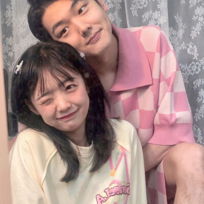 情侣头像
图源网络