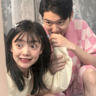 情侣头像
图源网络
