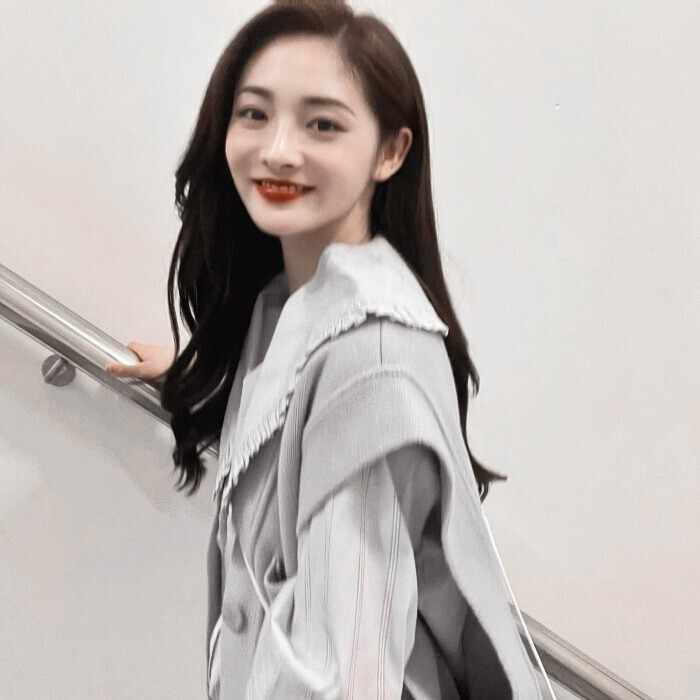 “在心动的期限里 仍对你存有无限幻想”