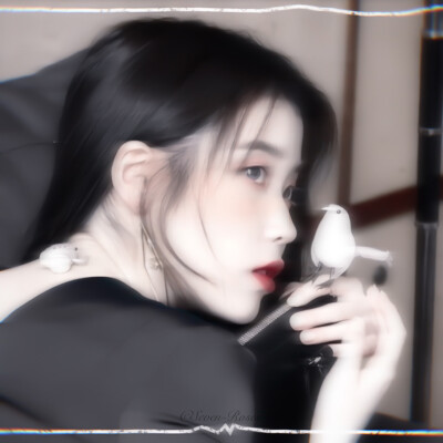 IU / 许莳
原截雾礼