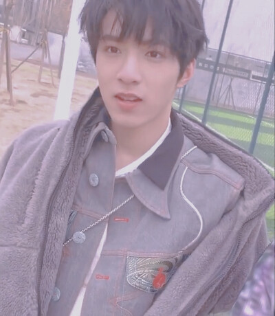 自截自p
时代少年团自拍mv 1