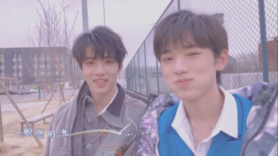 自截自p
时代少年团自拍mv 3
（终于截到严老师了）
（小贺老师太漂亮了）