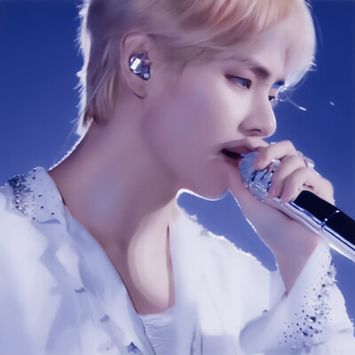 
V //* 祝無愛者得愛 得愛者得永恆、（Blanco puro）：西班牙语；纯白的。 *Vante /
原截田糖
