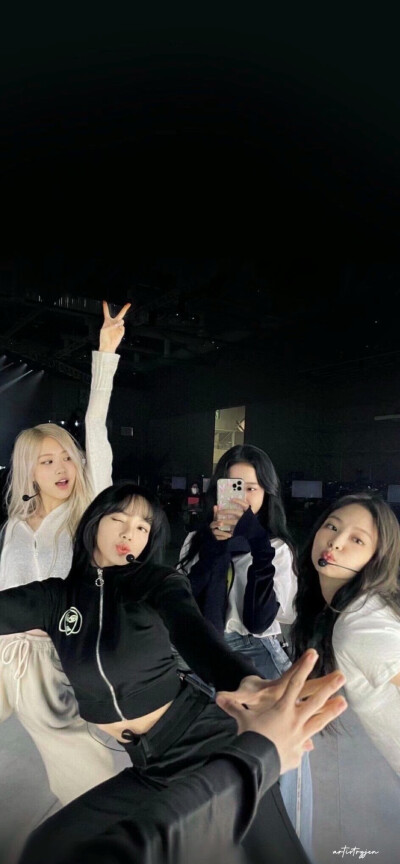 我们终将在没有神的北欧相遇