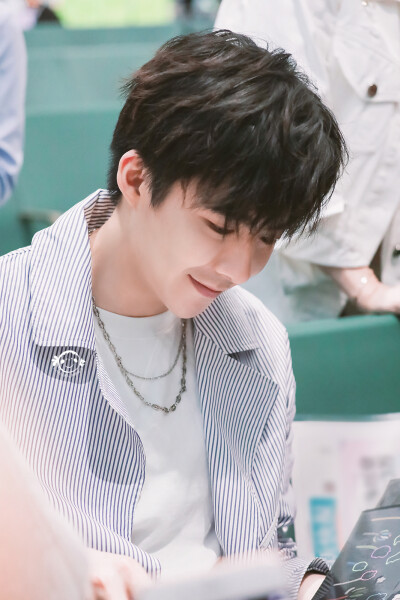 刘宇宁
cr. 刘宇宁·s刘家菇凉