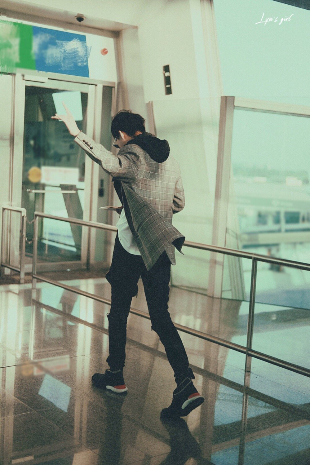 刘宇宁
cr. 刘宇宁·s刘家菇凉