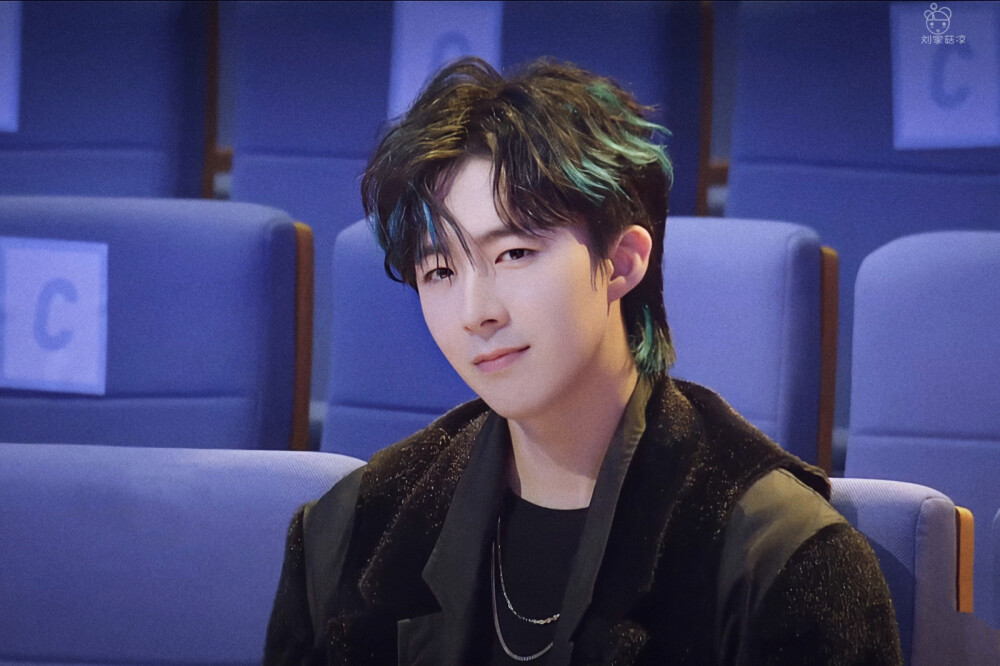 刘宇宁
cr. 刘宇宁·s刘家菇凉