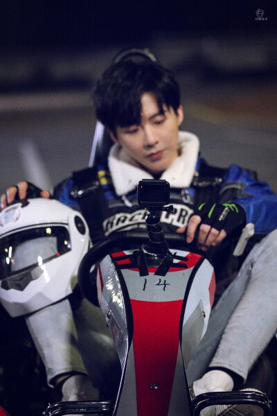 刘宇宁
cr. 刘宇宁·s刘家菇凉