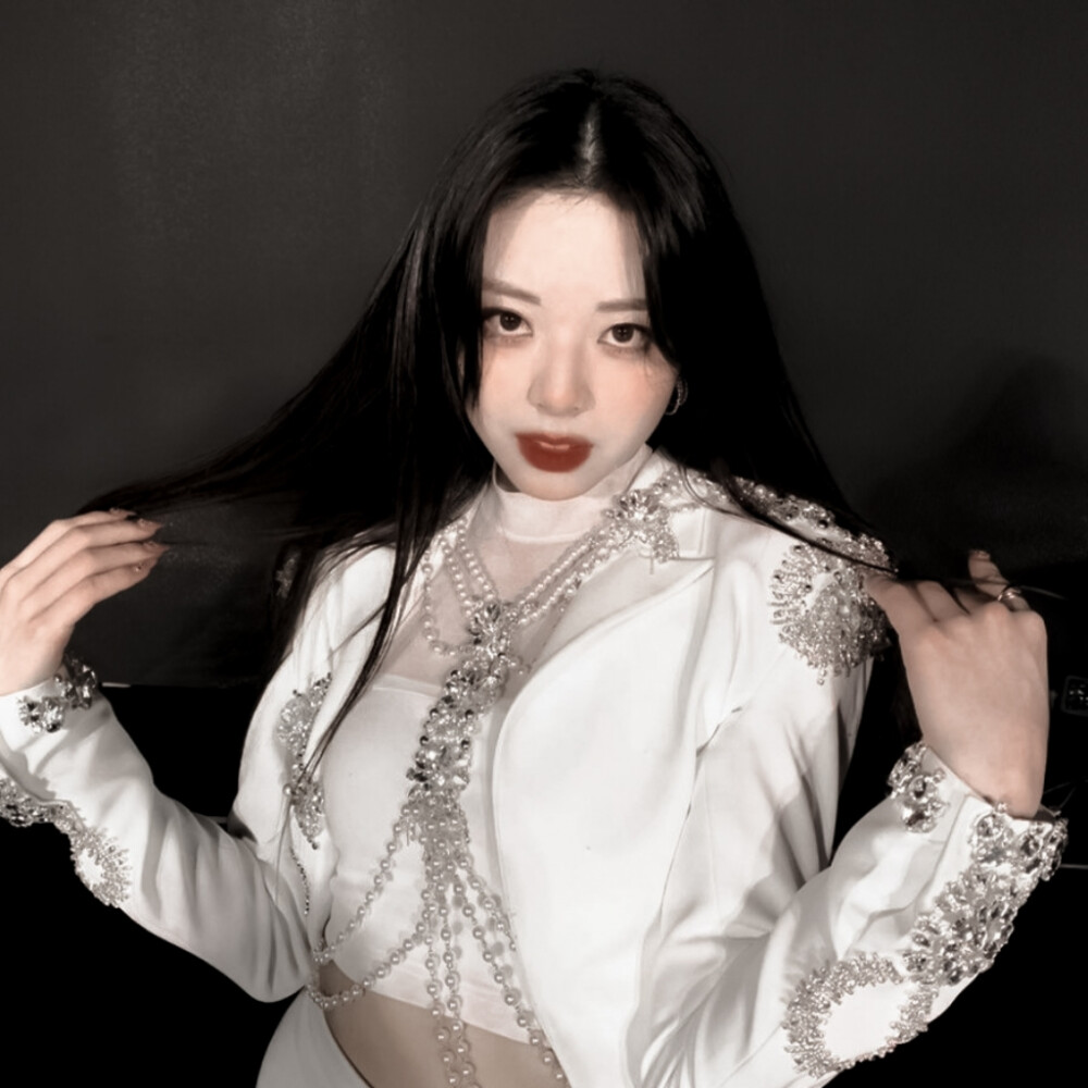 *我的神明把我推入地狱 殊不知 恶魔来迎：欢迎回来 我的公主殿下 