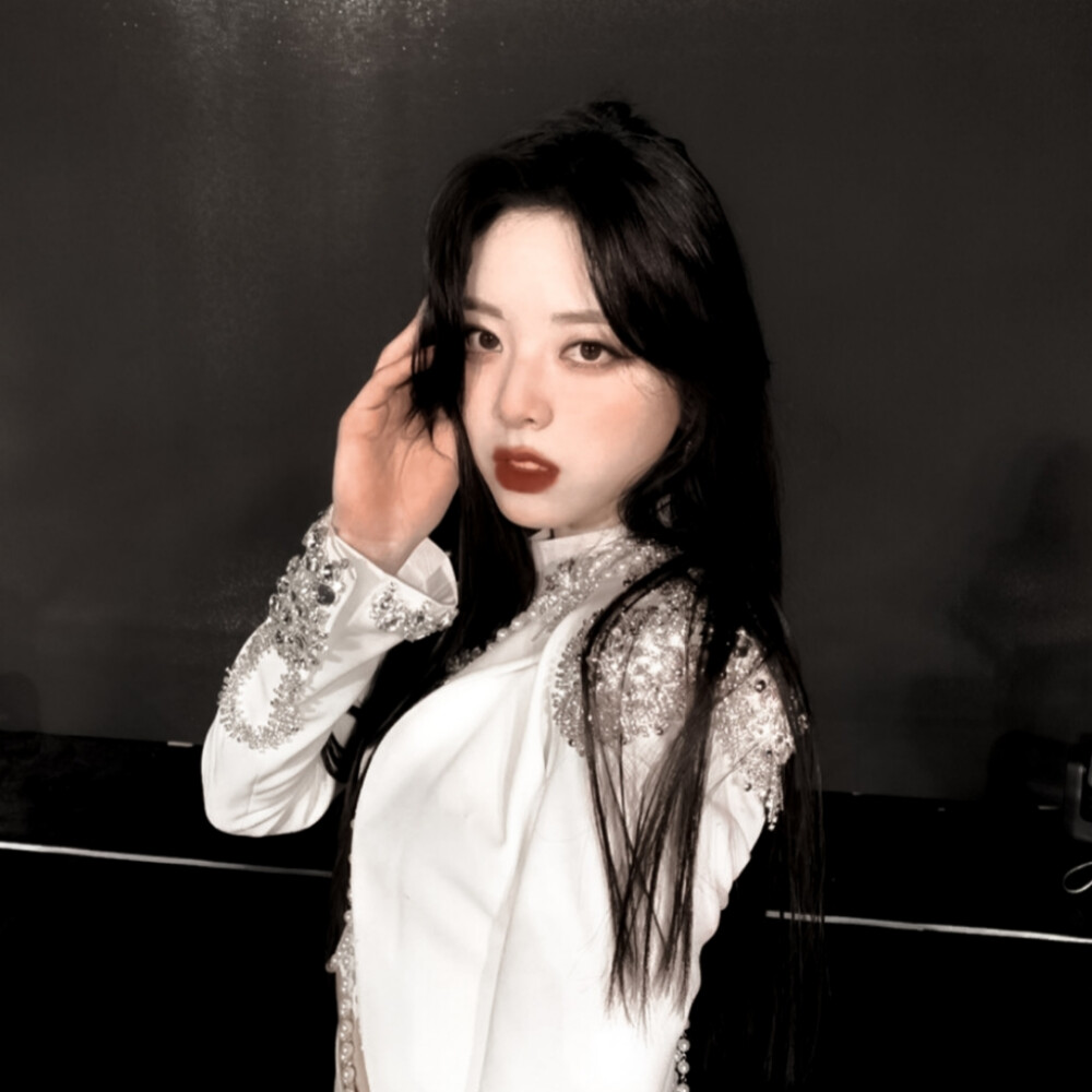 *我的神明把我推入地狱 殊不知 恶魔来迎：欢迎回来 我的公主殿下 