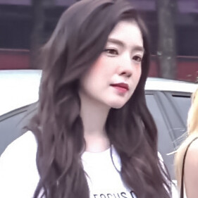 事若求全何所乐'
Irene||软软子