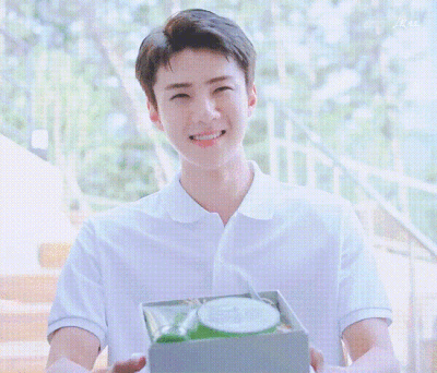 吴世勋：月牙眼