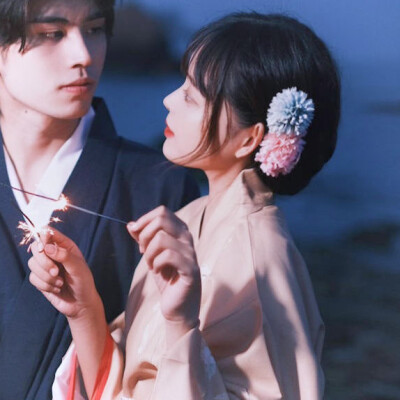 口里的碎碎念念终于成了身边的岁岁年年