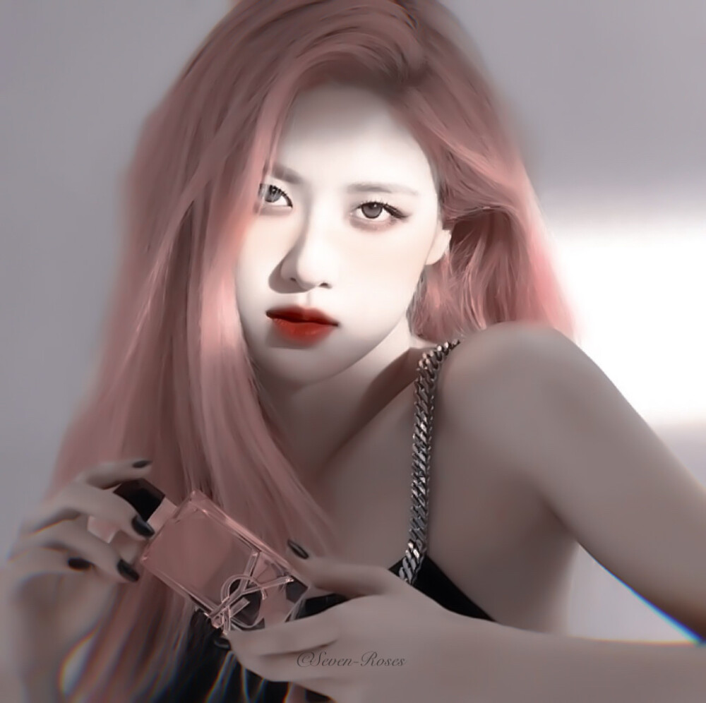 朴彩英 / 许莳