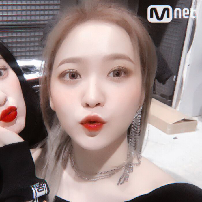 裴珠泫×金艺琳