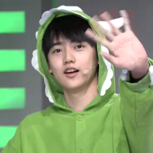 焉栩嘉可二改
二改标明顾雨曦