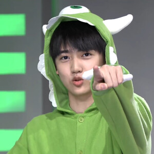 焉栩嘉可二改
二改标明顾雨曦