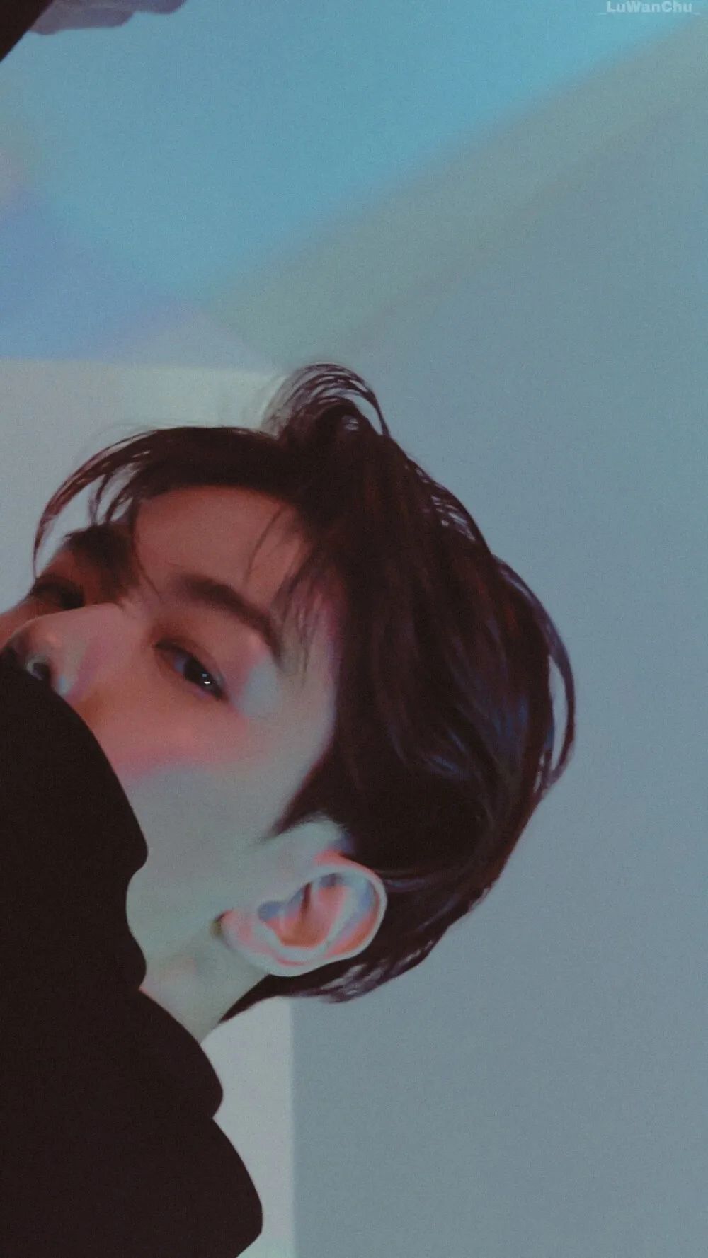 边伯贤 图cr：logo/网络 侵删