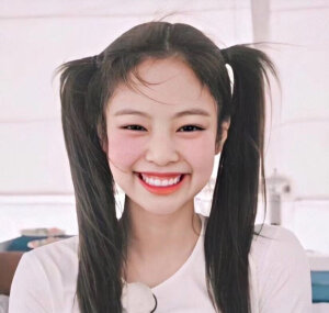 奶呼呼的Jennie