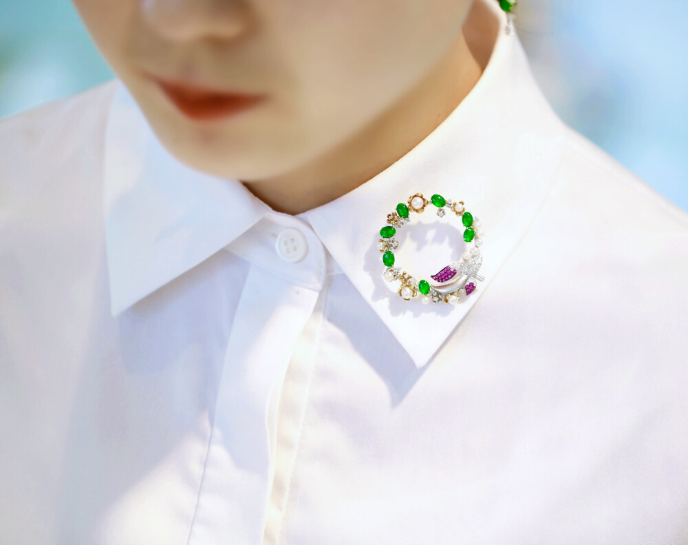 珠宝、设计感 翡翠 风格