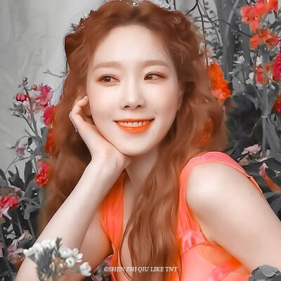 想不出什么文案 但你最好给我点赞|金泰妍.
cr.江纪然