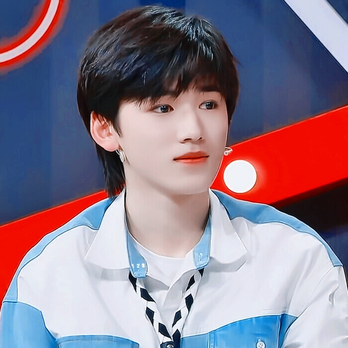 宋亚轩 芽芽要天天开心！
原截江纪然
二传注明dt酒樱莓酿