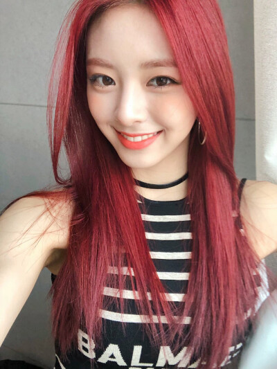 itzy 申宥娜