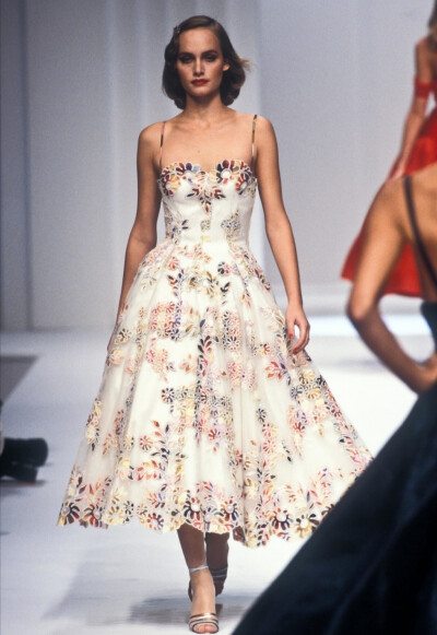 Valentino SS 1995