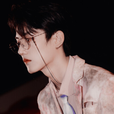 520快乐 我和周柯宇有情人终成眷属