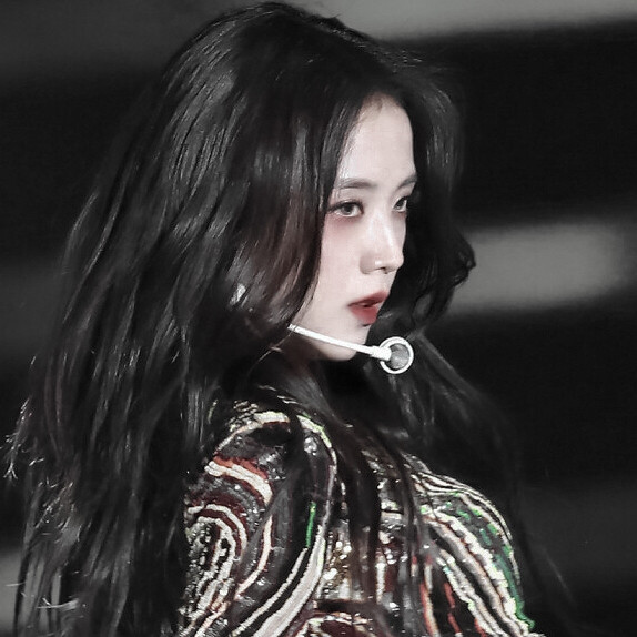 jisoo 蝶*