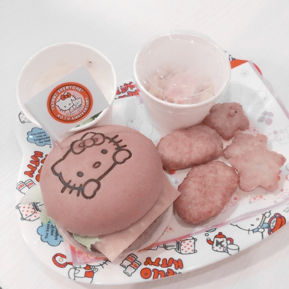 /修这组背景图的时候
我有被馋到/
/拿图点赞单图