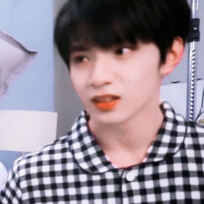 刘耀文头像
原截裴幼恩