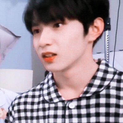 刘耀文头像
原截裴幼恩