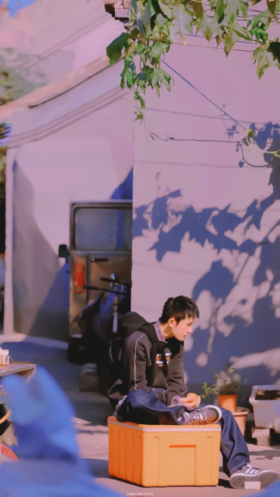 是易烊千玺啊！！！