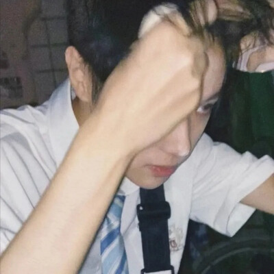 男 真人版
